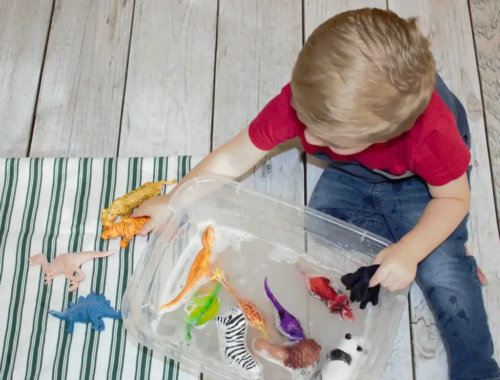 Beyond Sink and Float: Water Play in Early Childhood Education (Thursday, March 31st, 6:00 p.m. )